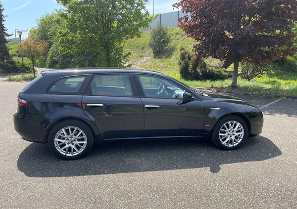Alfa Romeo 159 cena 10000 przebieg: 285000, rok produkcji 2007 z Biskupiec małe 277